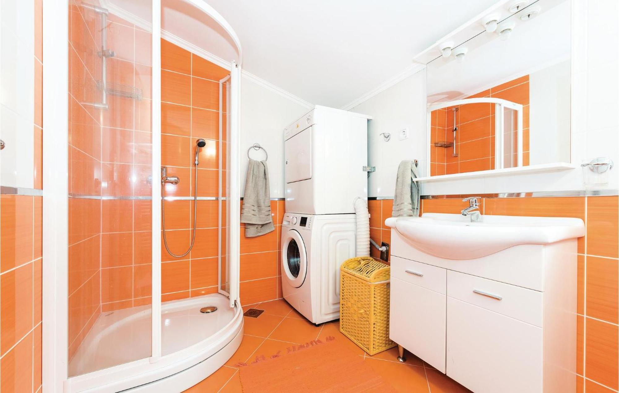 Three-Bedroom Holiday Home in Šibenik Buitenkant foto